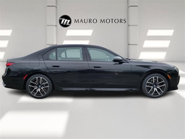new 2024 BMW 760 car, priced at $128,225