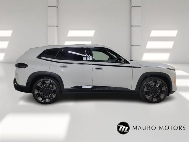 new 2025 BMW XM car, priced at $165,595