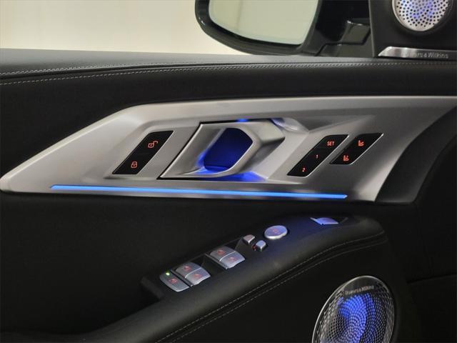 new 2025 BMW XM car, priced at $165,595