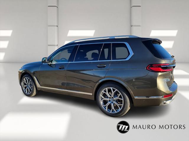 new 2025 BMW X7 car, priced at $89,605