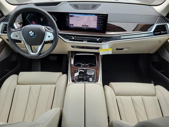 new 2025 BMW X7 car, priced at $90,905