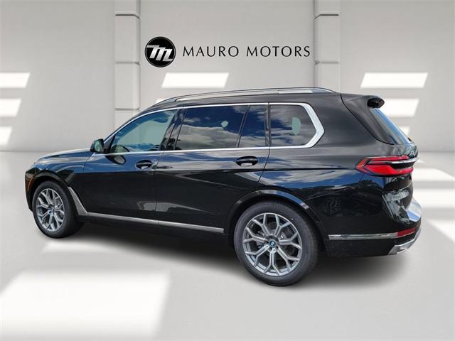 new 2025 BMW X7 car, priced at $90,905