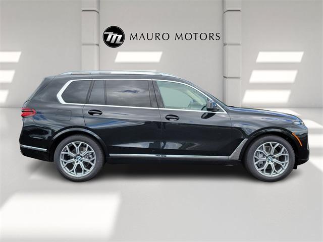 new 2025 BMW X7 car, priced at $90,905