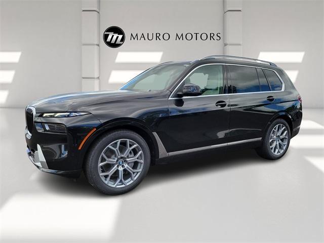 new 2025 BMW X7 car, priced at $90,905