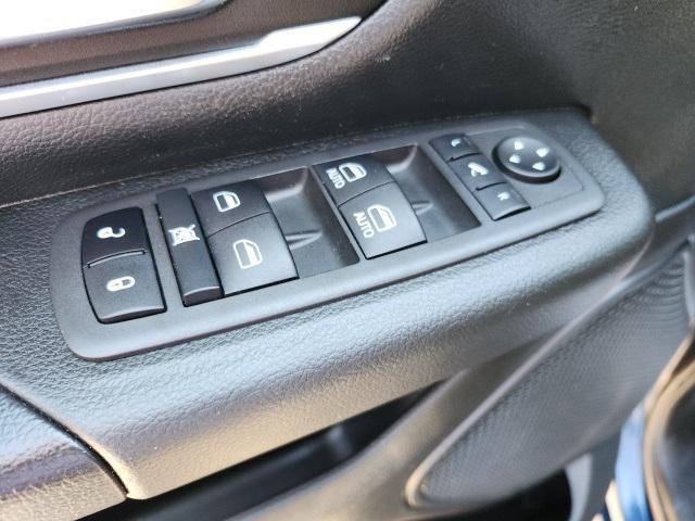 used 2022 Ram 1500 car, priced at $34,422