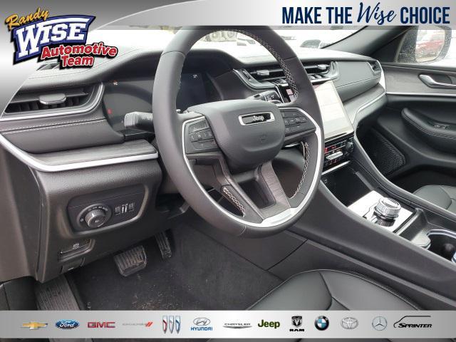 new 2025 Jeep Grand Cherokee car, priced at $41,065