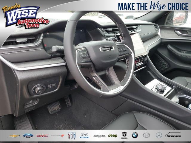 new 2025 Jeep Grand Cherokee car, priced at $41,065