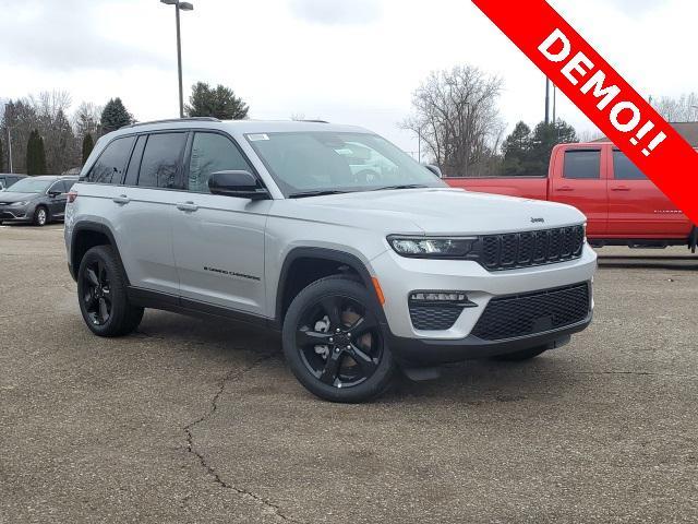 new 2024 Jeep Grand Cherokee car, priced at $42,253