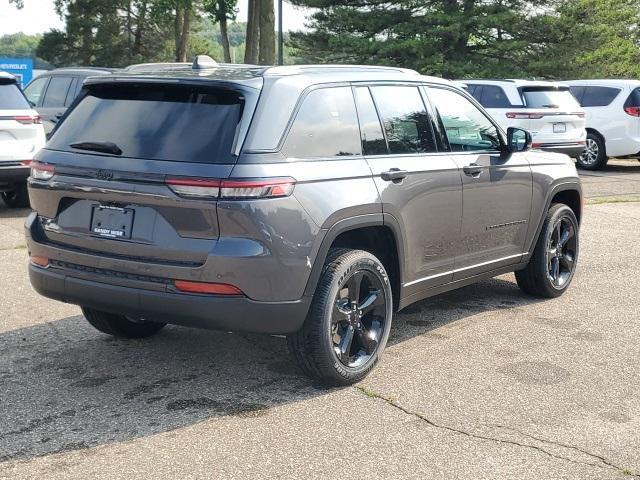 new 2024 Jeep Grand Cherokee car, priced at $47,425