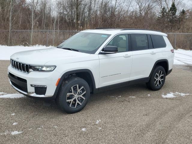 new 2025 Jeep Grand Cherokee L car, priced at $42,504