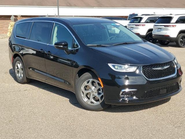 new 2024 Chrysler Pacifica car, priced at $50,025