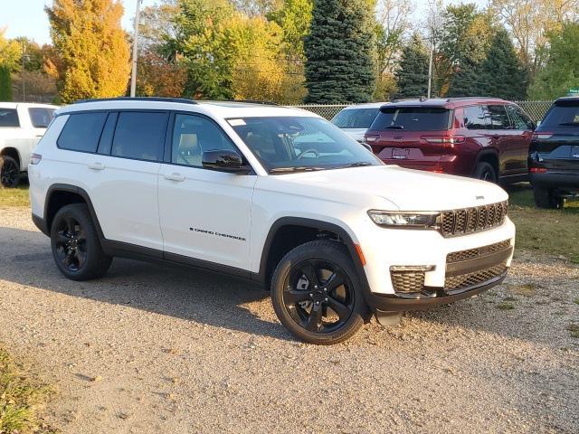 new 2025 Jeep Grand Cherokee L car, priced at $46,834