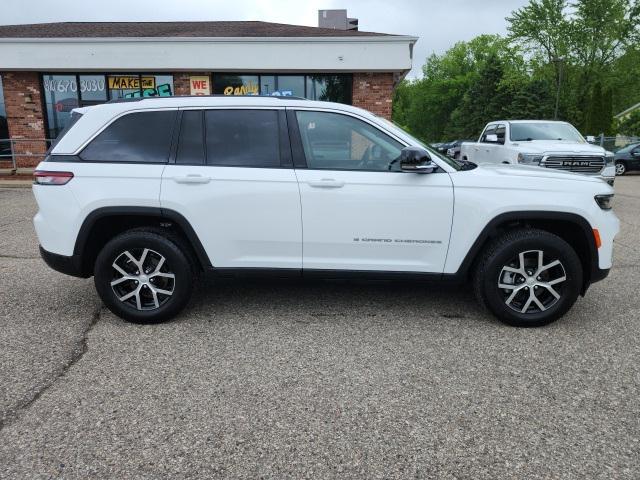 used 2023 Jeep Grand Cherokee car, priced at $33,405