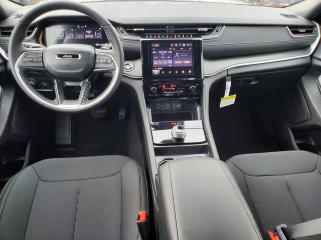 new 2025 Jeep Grand Cherokee car, priced at $40,643