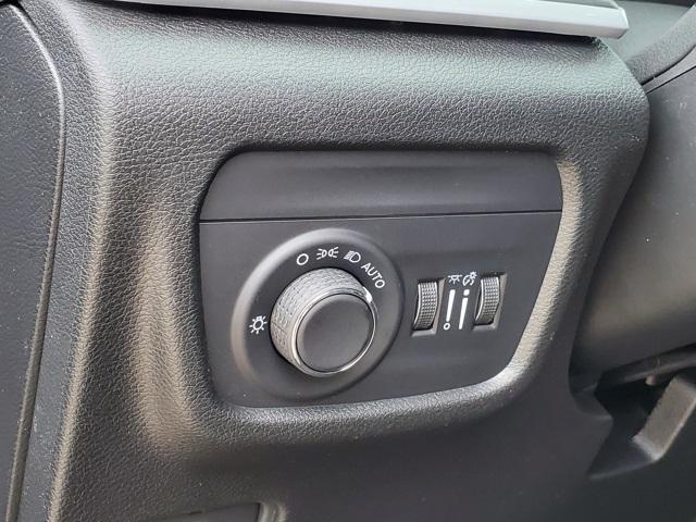 new 2025 Jeep Grand Cherokee car, priced at $46,350
