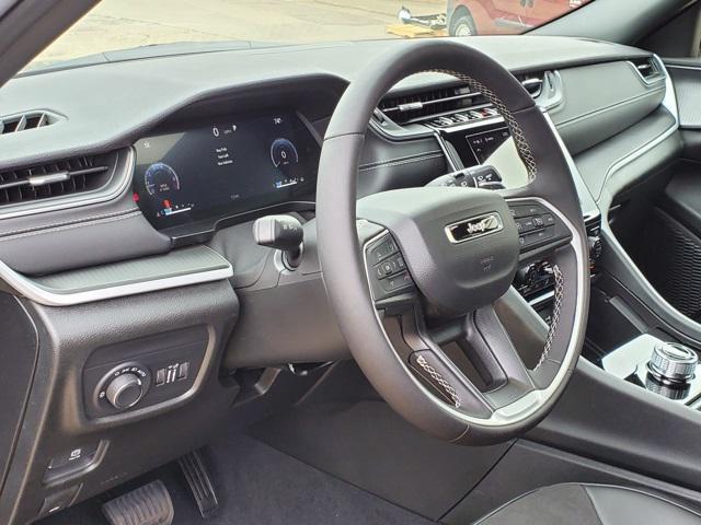 new 2025 Jeep Grand Cherokee car, priced at $46,350