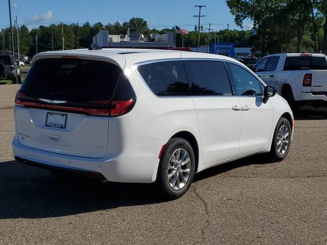 new 2024 Chrysler Pacifica car, priced at $46,250