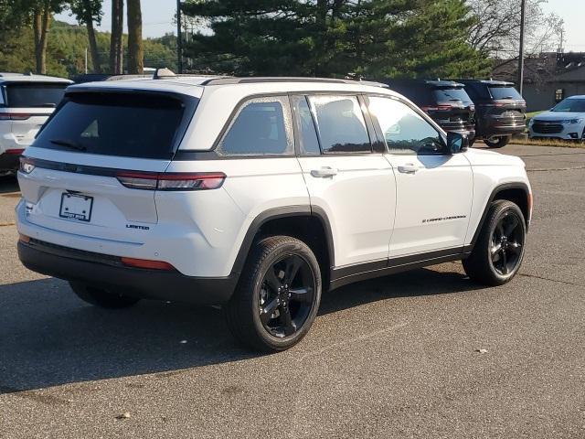 new 2025 Jeep Grand Cherokee car, priced at $44,886