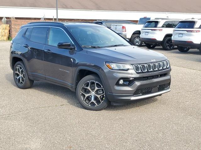 new 2024 Jeep Compass car, priced at $27,011