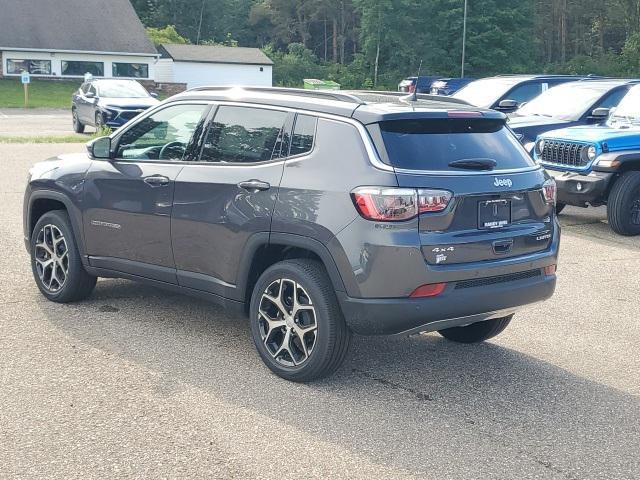 new 2024 Jeep Compass car, priced at $27,011