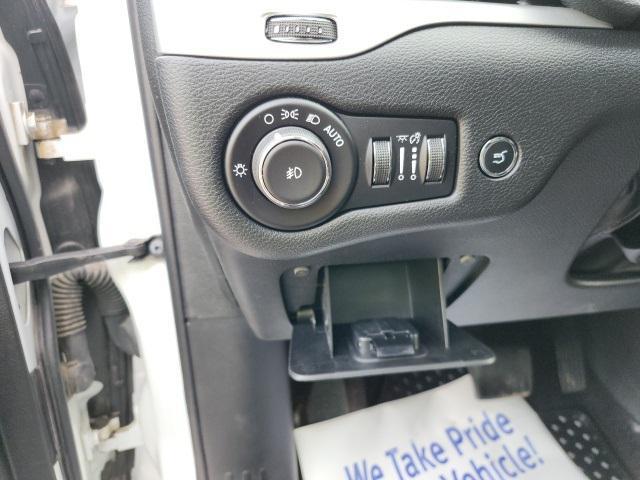 used 2017 Jeep Cherokee car, priced at $17,326