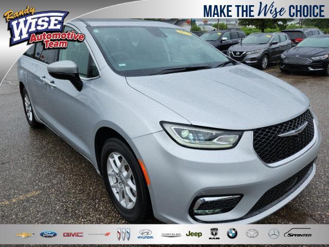 used 2023 Chrysler Pacifica car, priced at $24,723