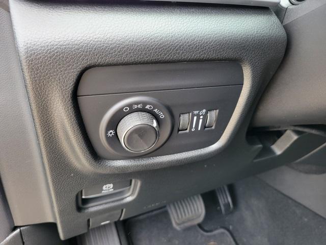 new 2025 Jeep Grand Cherokee L car