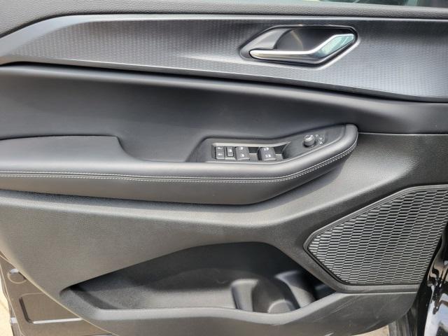 new 2025 Jeep Grand Cherokee L car