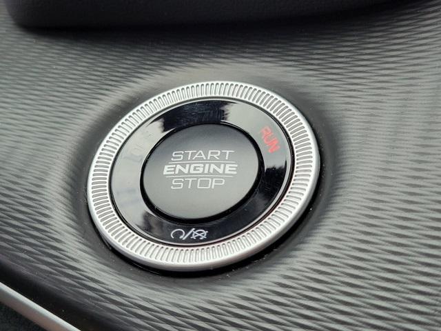 new 2025 Jeep Grand Cherokee L car