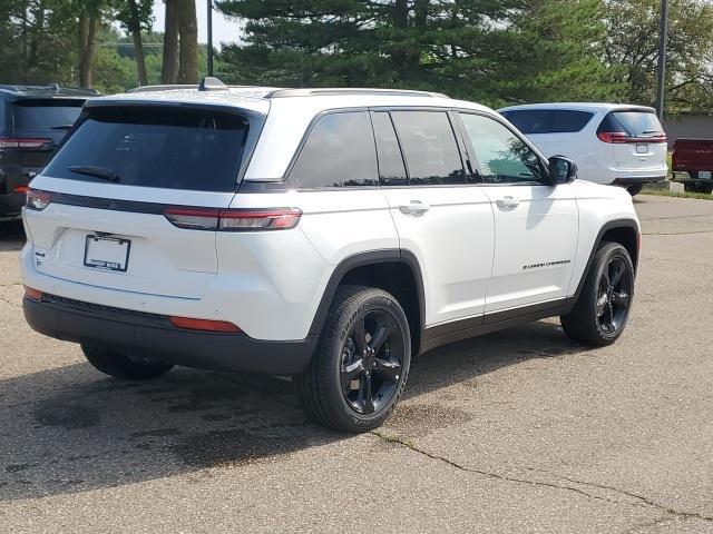 new 2024 Jeep Grand Cherokee car, priced at $42,143