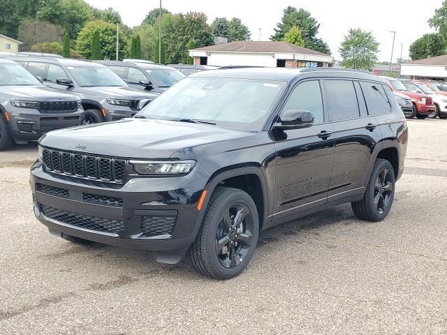 new 2024 Jeep Grand Cherokee L car, priced at $40,514