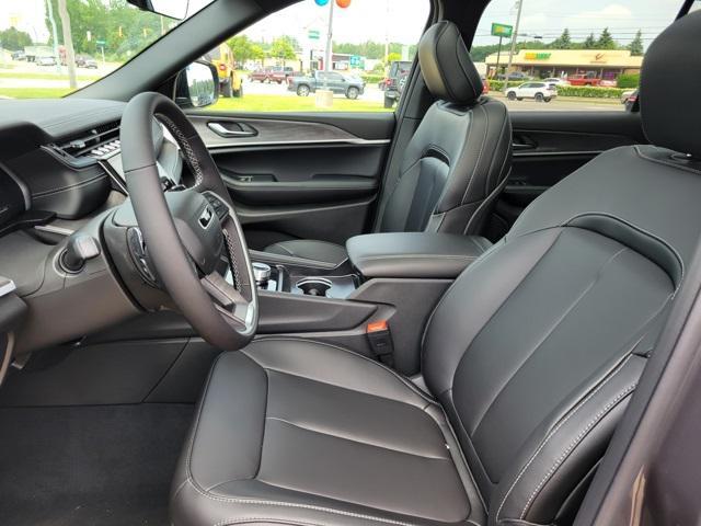 new 2025 Jeep Grand Cherokee L car, priced at $50,762