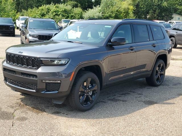 new 2024 Jeep Grand Cherokee L car, priced at $55,385