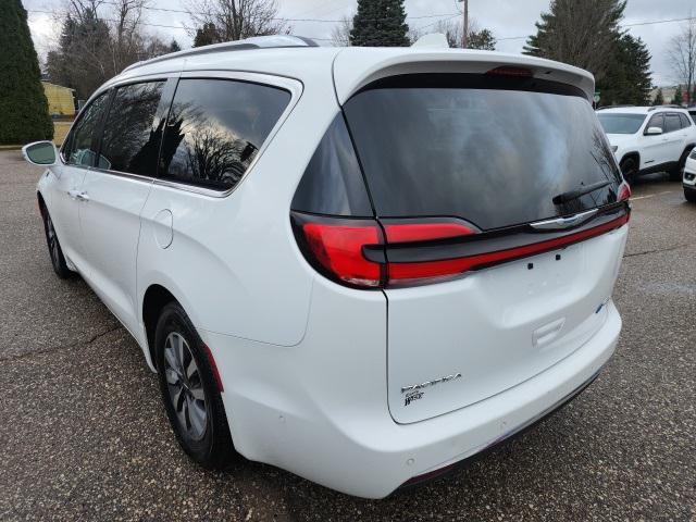 used 2021 Chrysler Pacifica Hybrid car, priced at $20,600