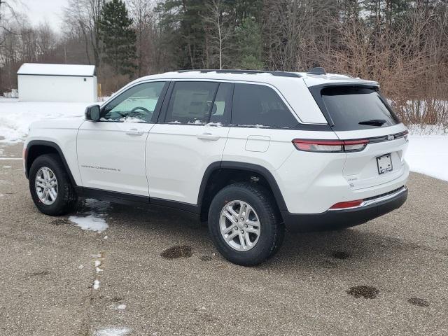 new 2025 Jeep Grand Cherokee car, priced at $35,477