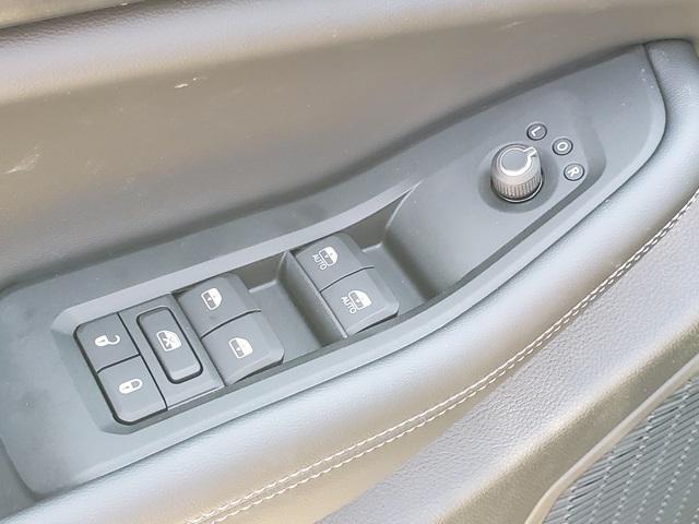 new 2025 Jeep Grand Cherokee L car, priced at $44,415