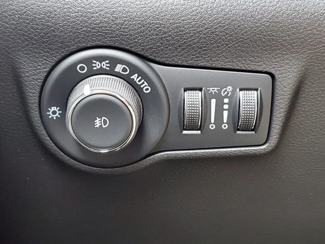 new 2025 Jeep Compass car, priced at $36,418
