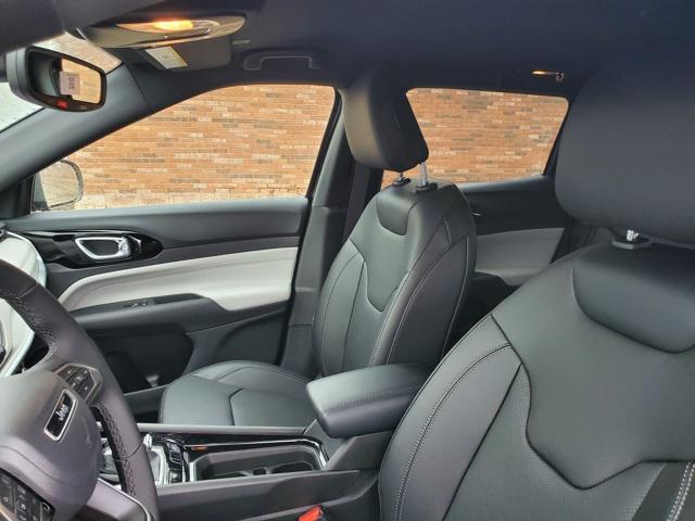 new 2025 Jeep Compass car, priced at $36,418