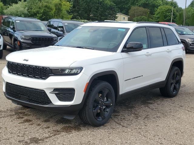 new 2024 Jeep Grand Cherokee car, priced at $46,830