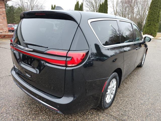 used 2023 Chrysler Pacifica car, priced at $25,048