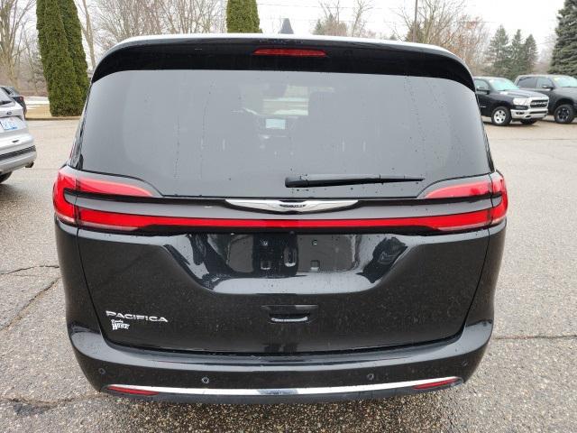 used 2023 Chrysler Pacifica car, priced at $25,048