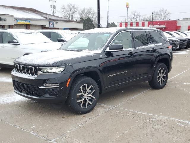 new 2025 Jeep Grand Cherokee car, priced at $42,917