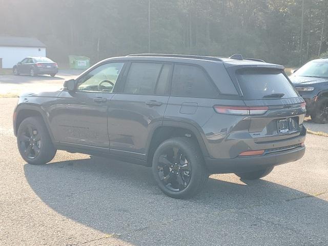 new 2025 Jeep Grand Cherokee car, priced at $45,396