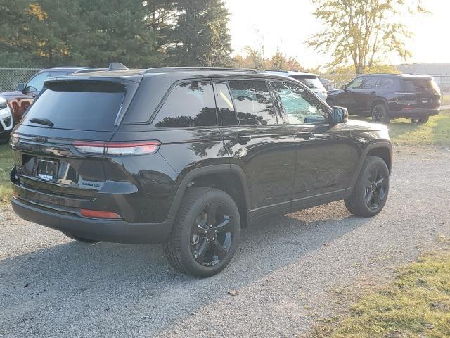 new 2025 Jeep Grand Cherokee car, priced at $45,396