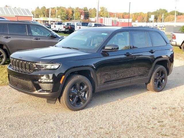 new 2025 Jeep Grand Cherokee car, priced at $45,396