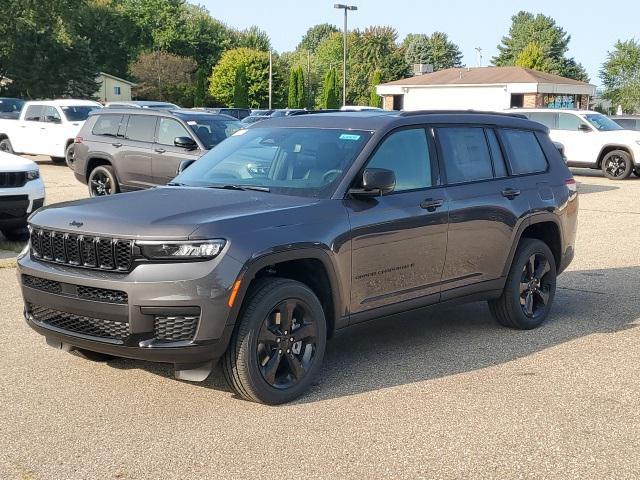 new 2024 Jeep Grand Cherokee L car, priced at $44,513