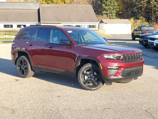 new 2025 Jeep Grand Cherokee car, priced at $45,396