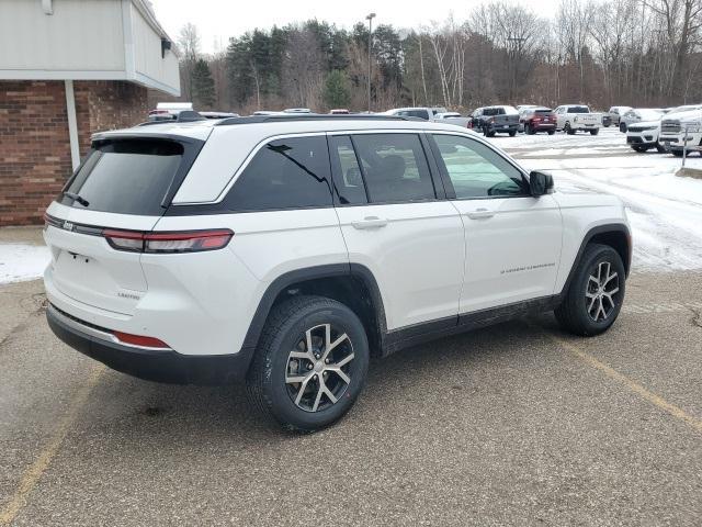 new 2025 Jeep Grand Cherokee car, priced at $42,408