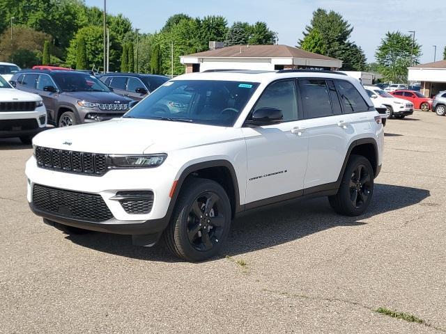 new 2024 Jeep Grand Cherokee car, priced at $46,830