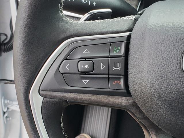 new 2025 Jeep Grand Cherokee L car, priced at $48,437